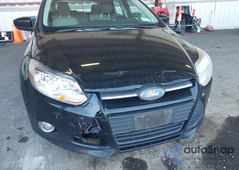 2012 Ford Focus Se z USA, uszkodzony, nr VIN 1FAHP3K24CL246671